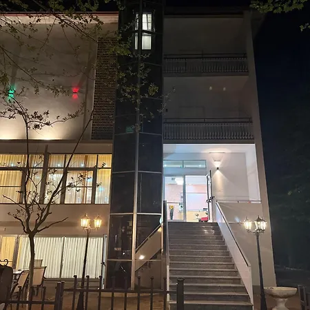 Anny Hotel 3*